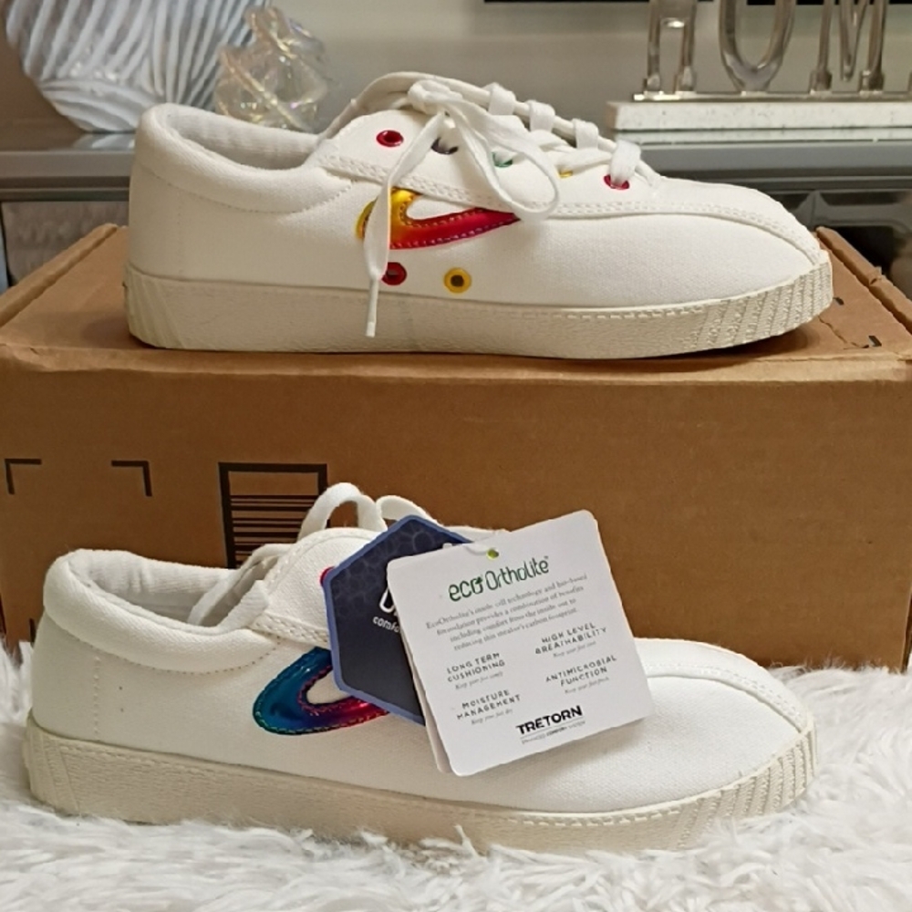 Tretorn Big Girls Sz 4 Sneakers Shoes New